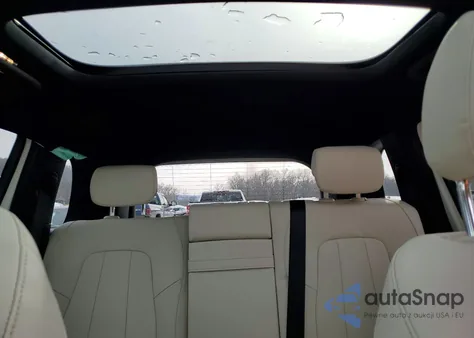 2021 Mercedes-Benz Glb 250 4Matic z USA, uszkodzony, nr VIN W1N4M4HB5MW102103